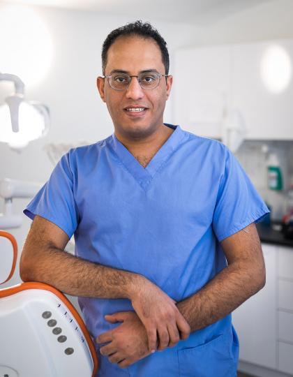 Dr. Alqubaty Ryad - Dentist Dr. Alqubaty Ryad - Dentist